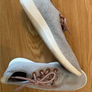 Women’s Size 9 All Birds